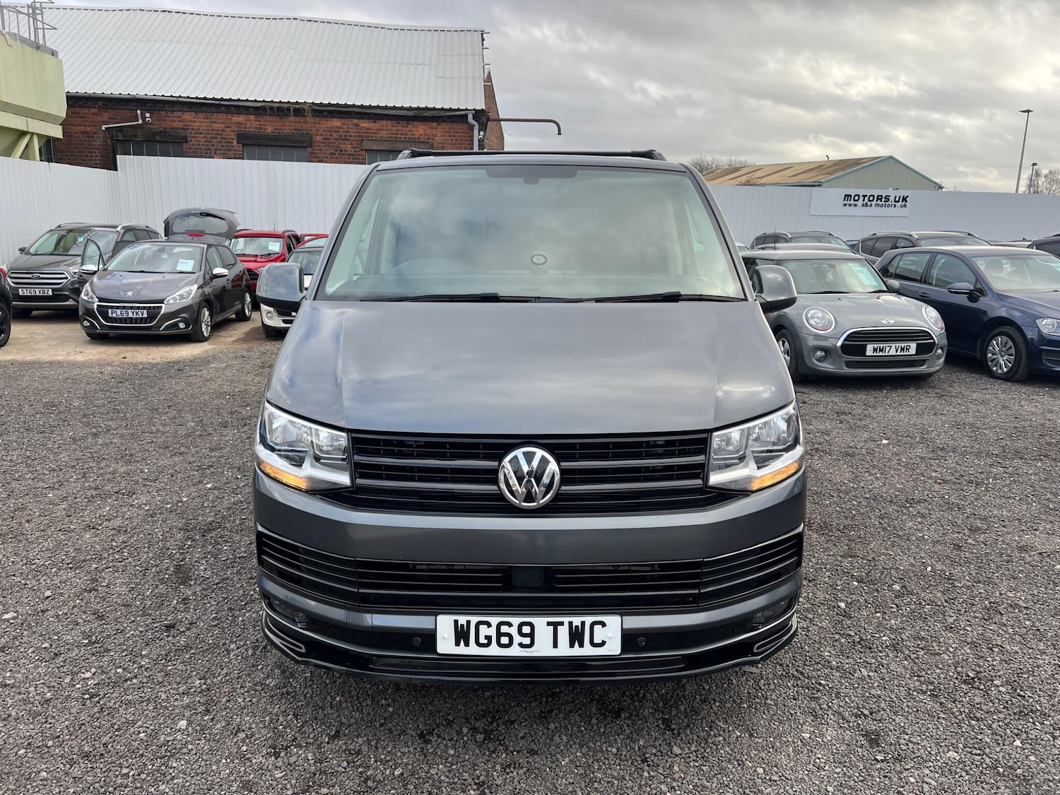 Used Volkswagen Transporter Shuttle 2020 for sale - 77709754: Photo 2