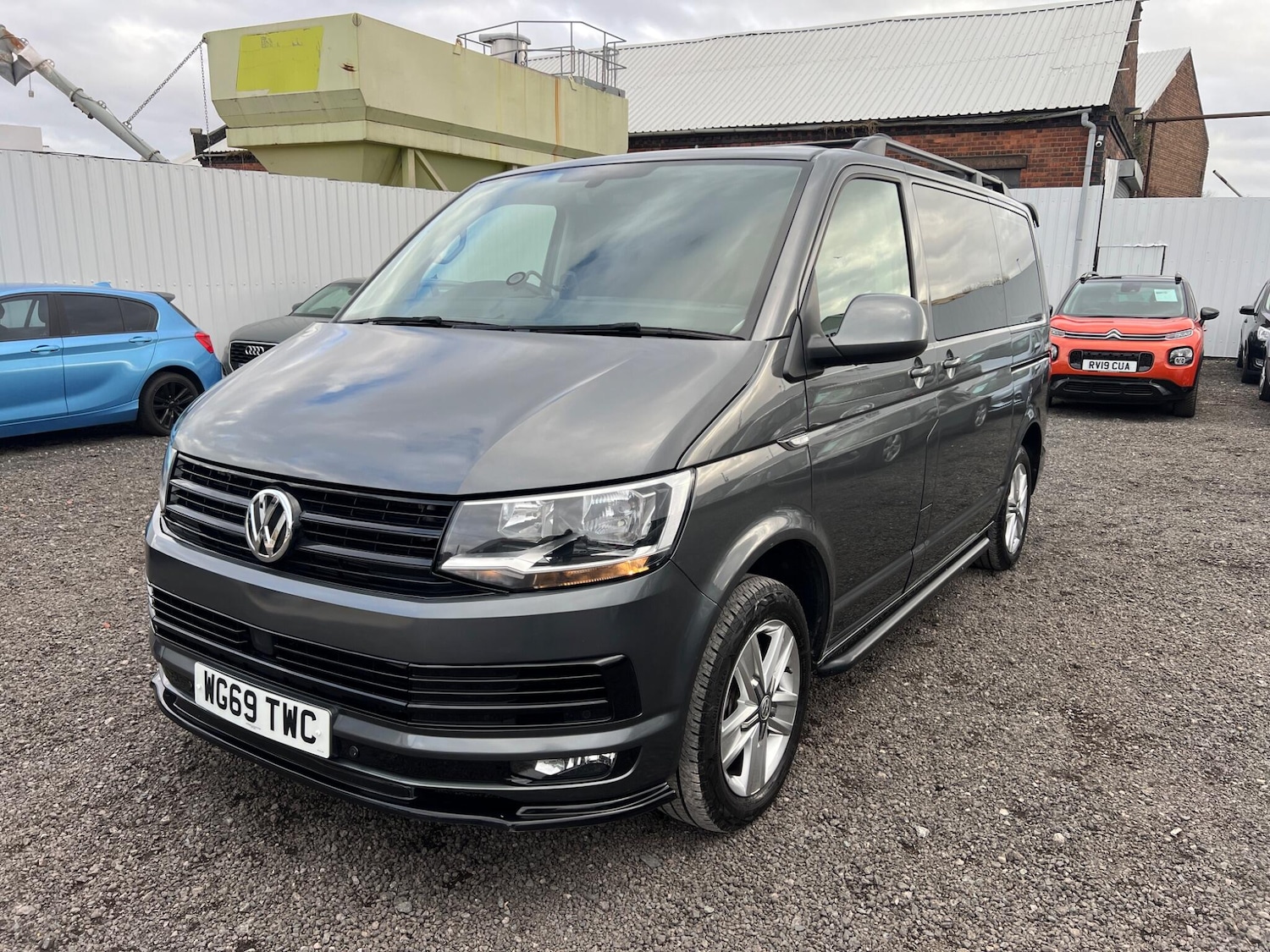 Used Volkswagen Transporter Shuttle 2020 for sale - 77709754: Photo 3