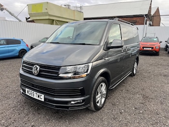 Used Volkswagen Transporter Shuttle 2020 for sale - 77709754: Photo