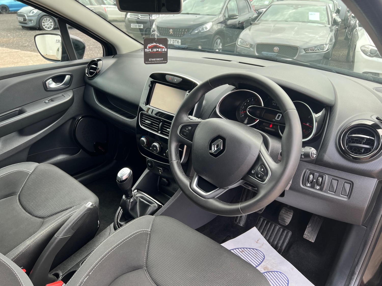 Used Renault Clio 2018 for sale - 78100128: Photo 11
