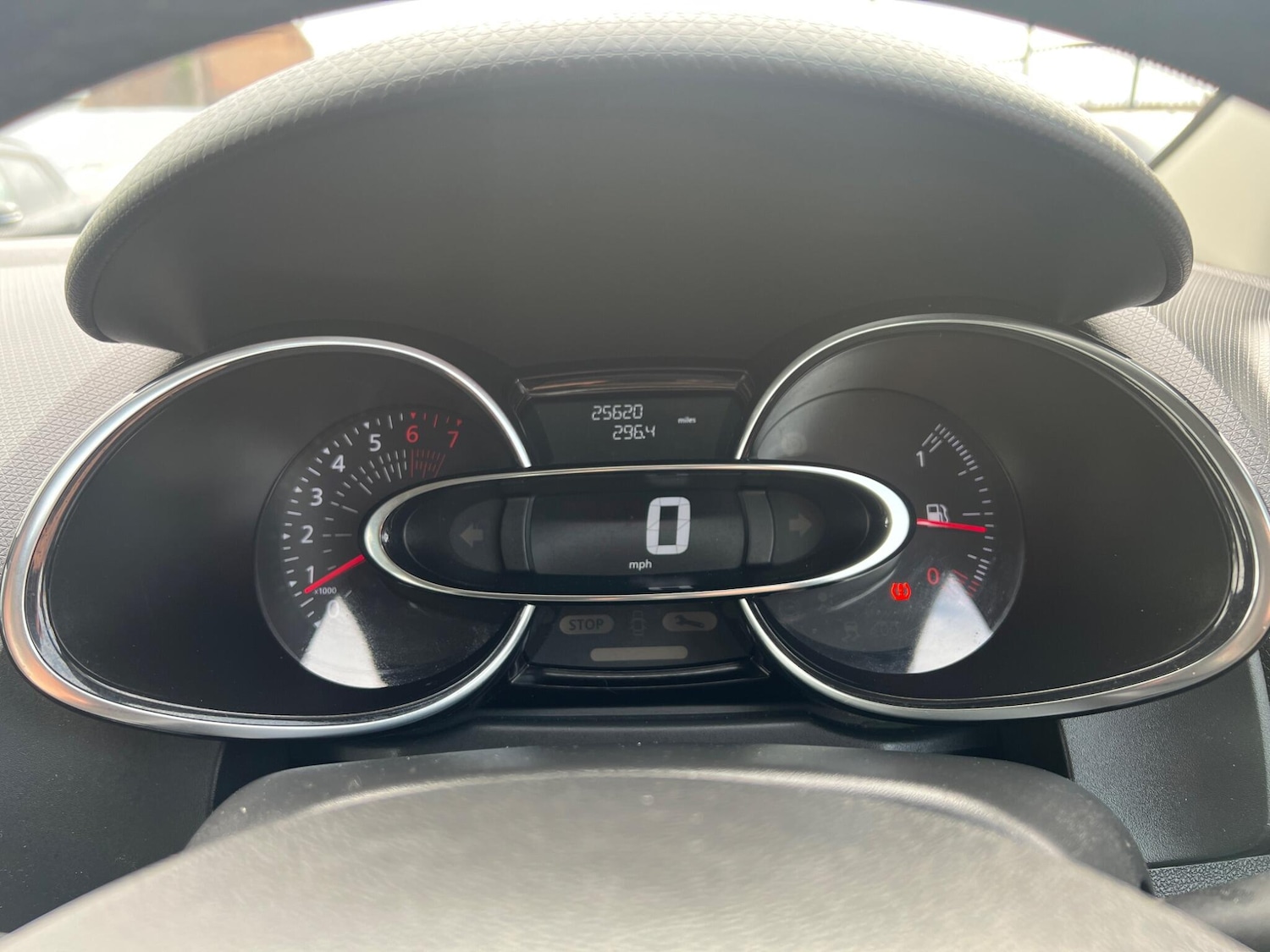 Used Renault Clio 2018 for sale - 78100128: Photo 14