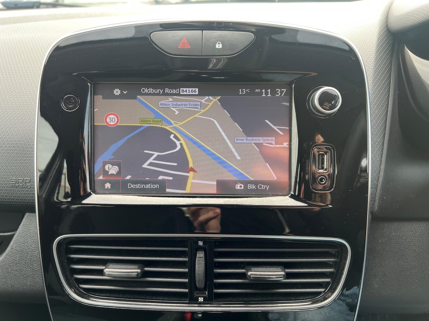 Used Renault Clio 2018 for sale - 78100128: Photo 15