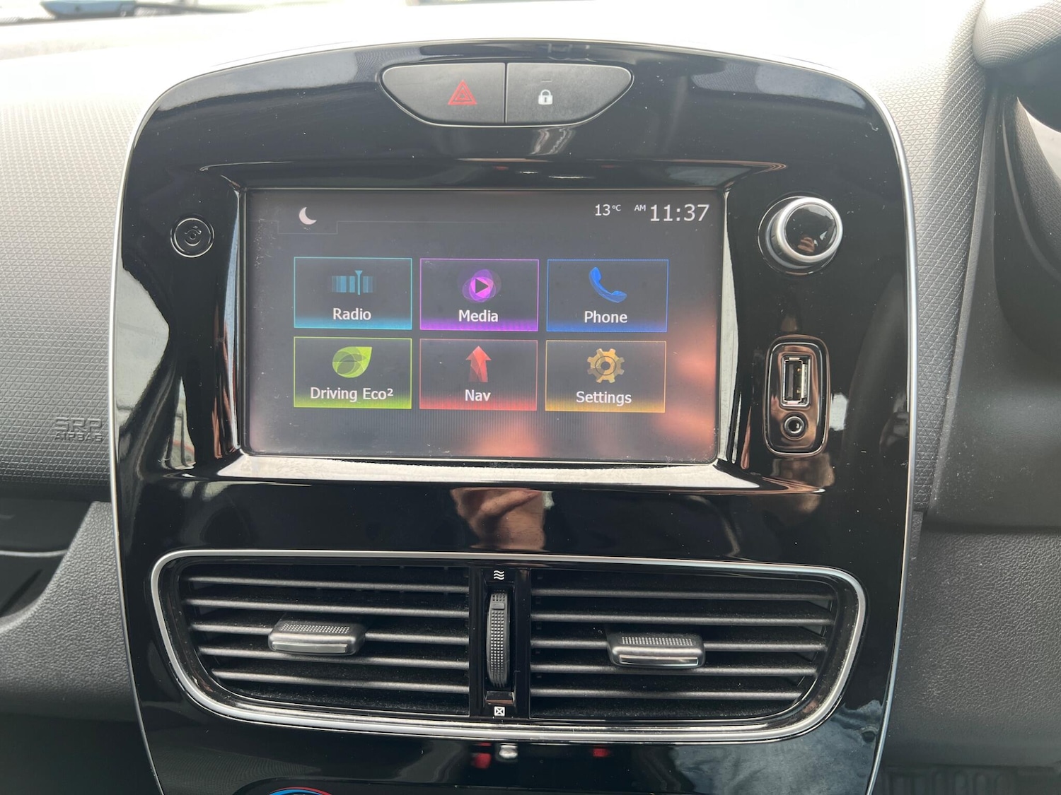 Used Renault Clio 2018 for sale - 78100128: Photo 16