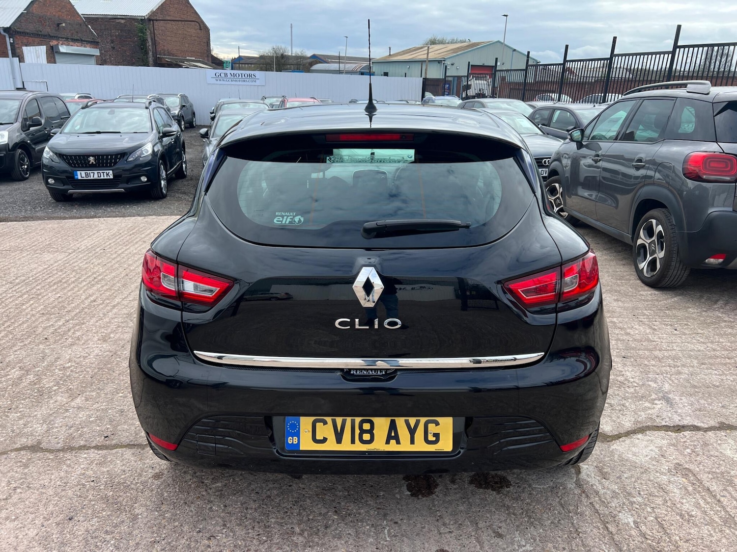 Used Renault Clio 2018 for sale - 78100128: Photo 4