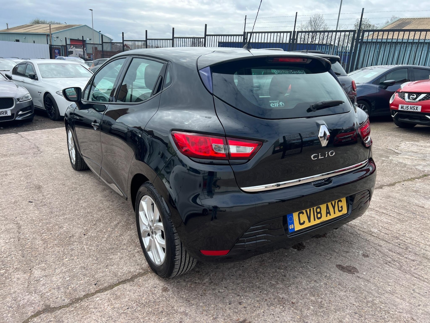 Used Renault Clio 2018 for sale - 78100128: Photo 8