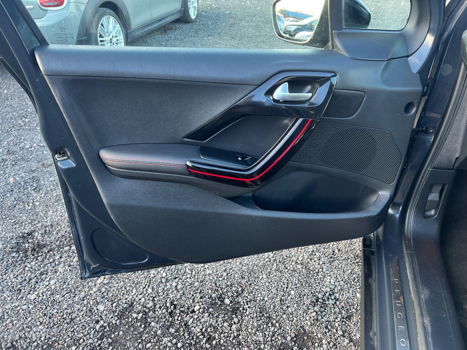 Used Peugeot 2008 2017 for sale - 77709477: Photo 19