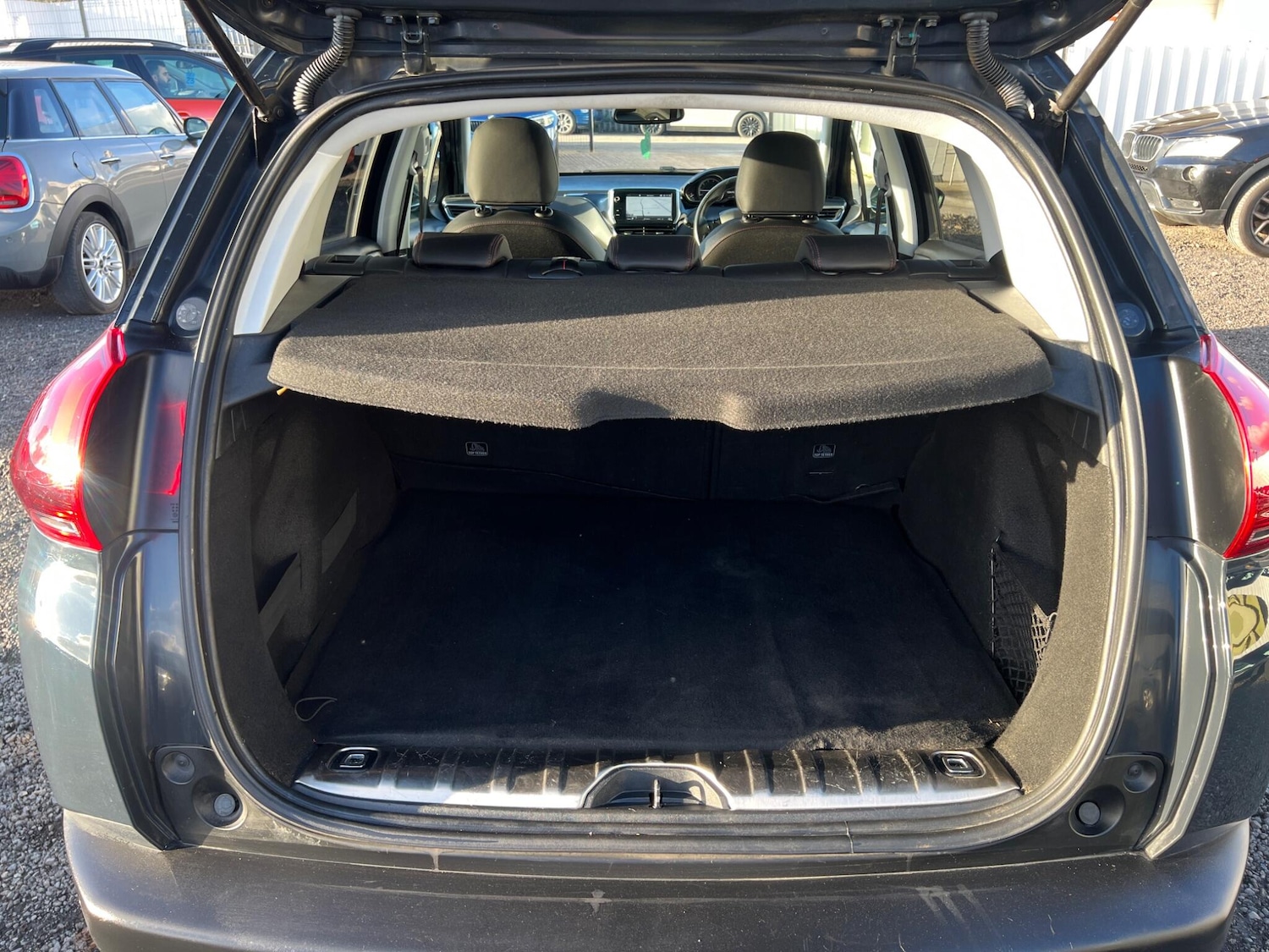 Used Peugeot 2008 2017 for sale - 77709477: Photo 24