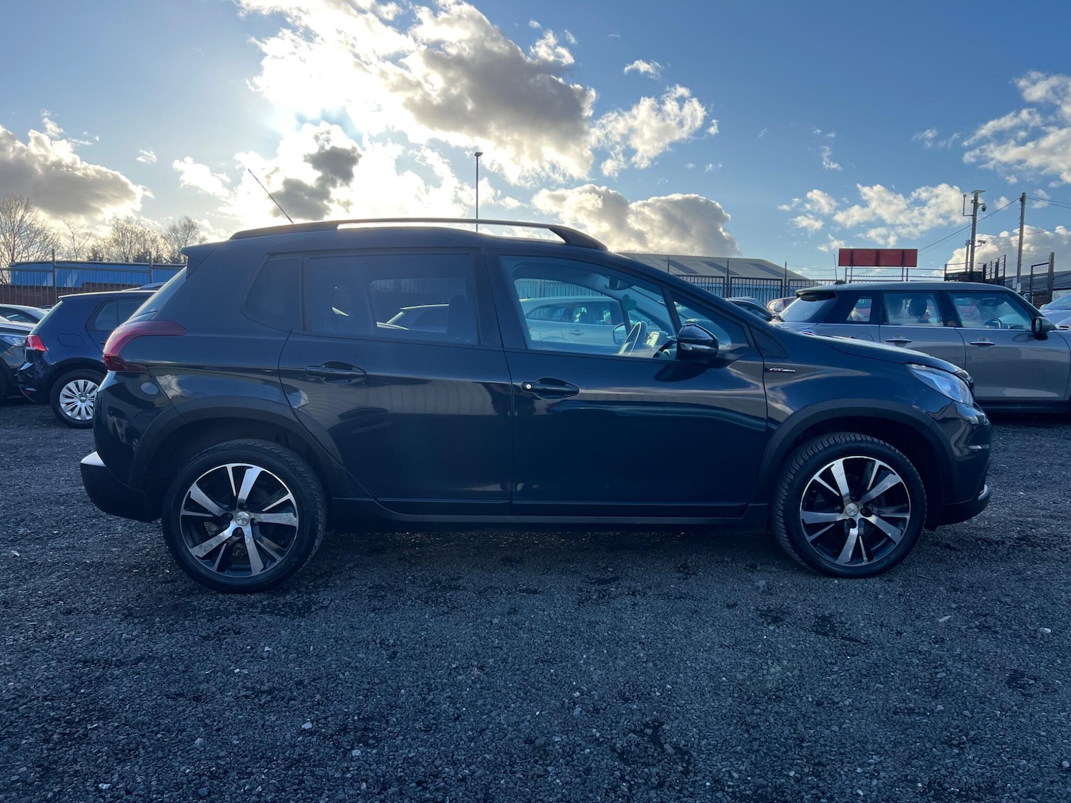Used Peugeot 2008 2017 for sale - 77709477: Photo 7
