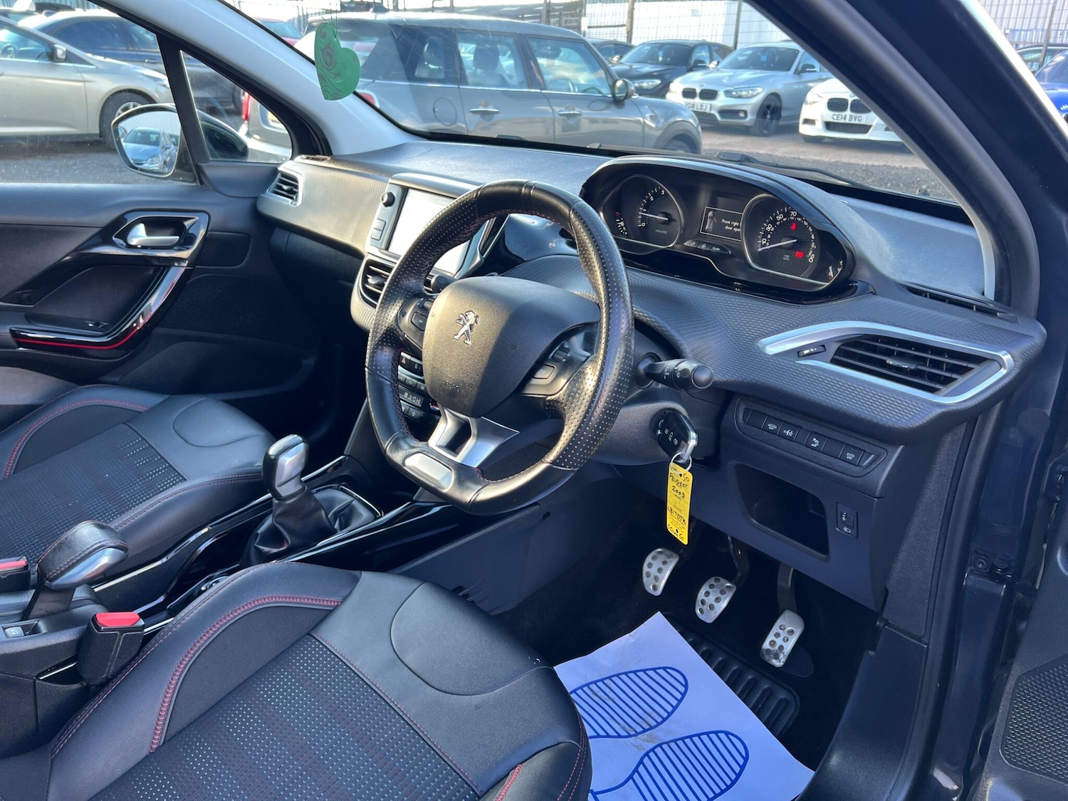 Used Peugeot 2008 2017 for sale - 77709477: Photo 9