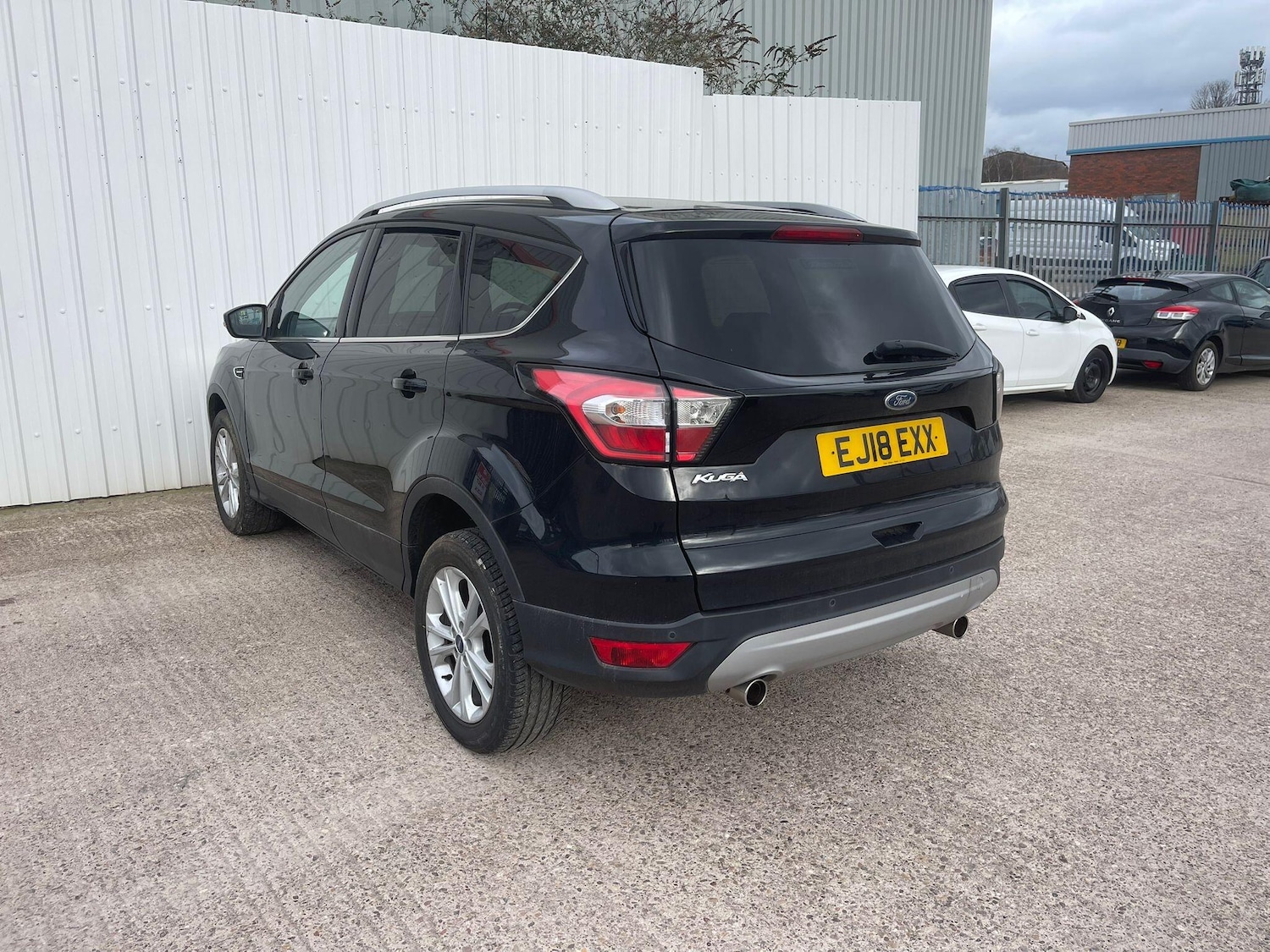 Used Ford Kuga for sale - 77696794: Photo 2