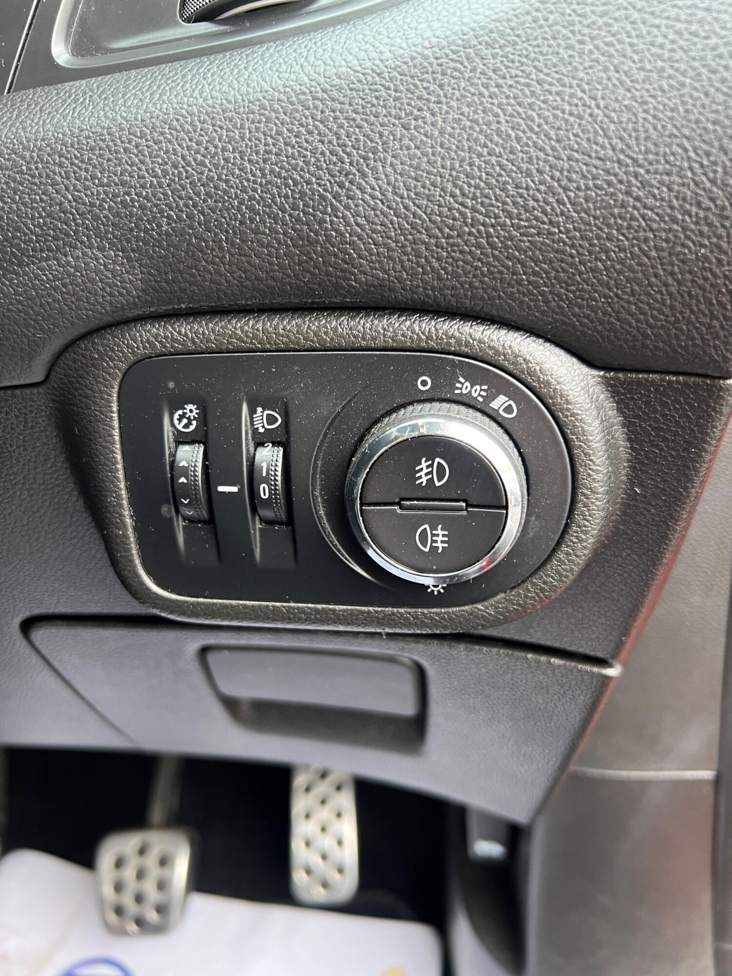 Used Vauxhall Zafira 2015 for sale - 78102576: Photo 15