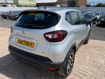 Used Renault Captur 2017 for sale - 78855075: Photo