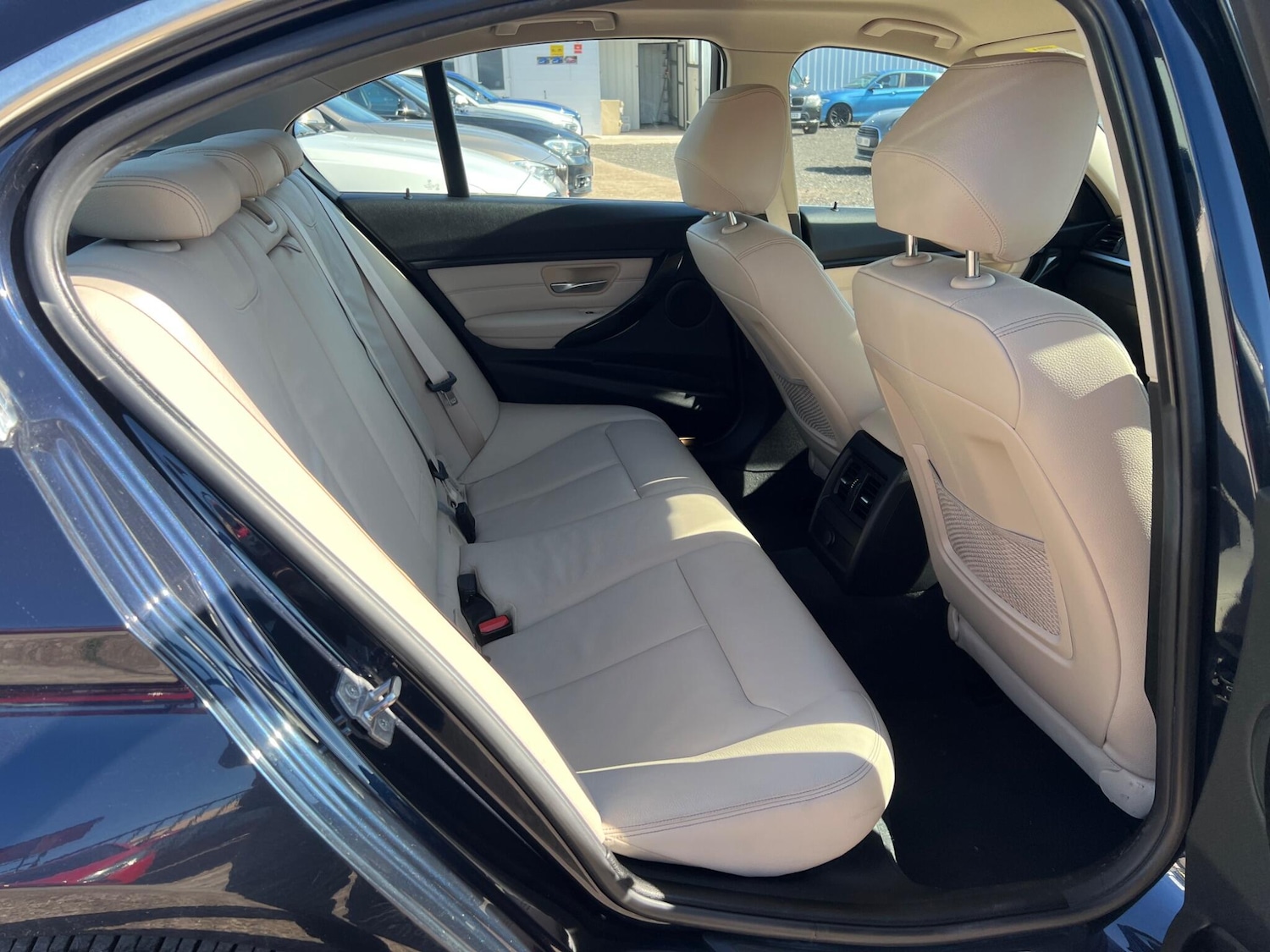 Used BMW 3 Series 2015 for sale - 77940176: Photo 21