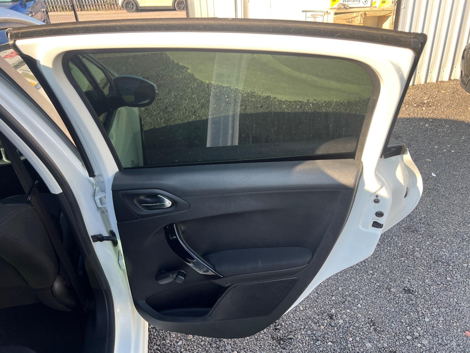 Used Peugeot 208 for sale - 77754201: Photo 15