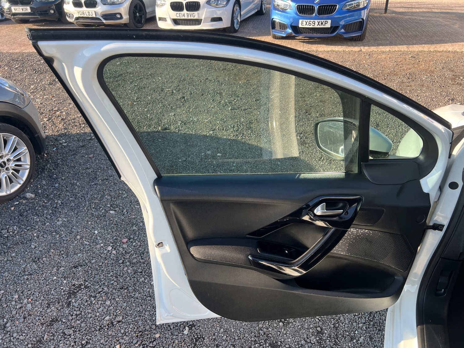 Used Peugeot 208 for sale - 77754201: Photo 17