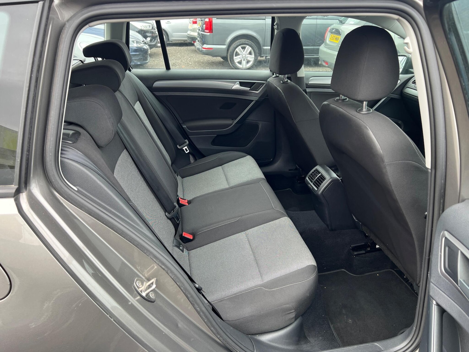 Used Volkswagen Golf 2016 for sale - 77737970: Photo 10