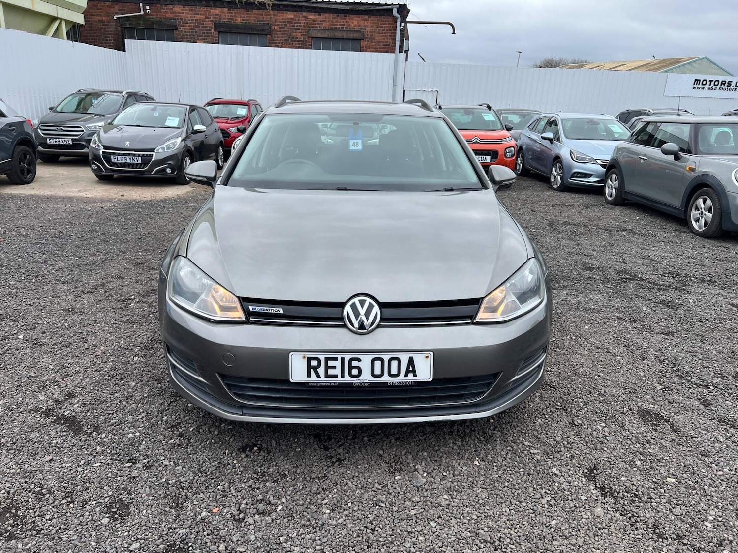 Used Volkswagen Golf 2016 for sale - 77737970: Photo 2