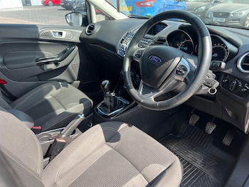 Used Ford Fiesta 2016 for sale - 79304217: Photo