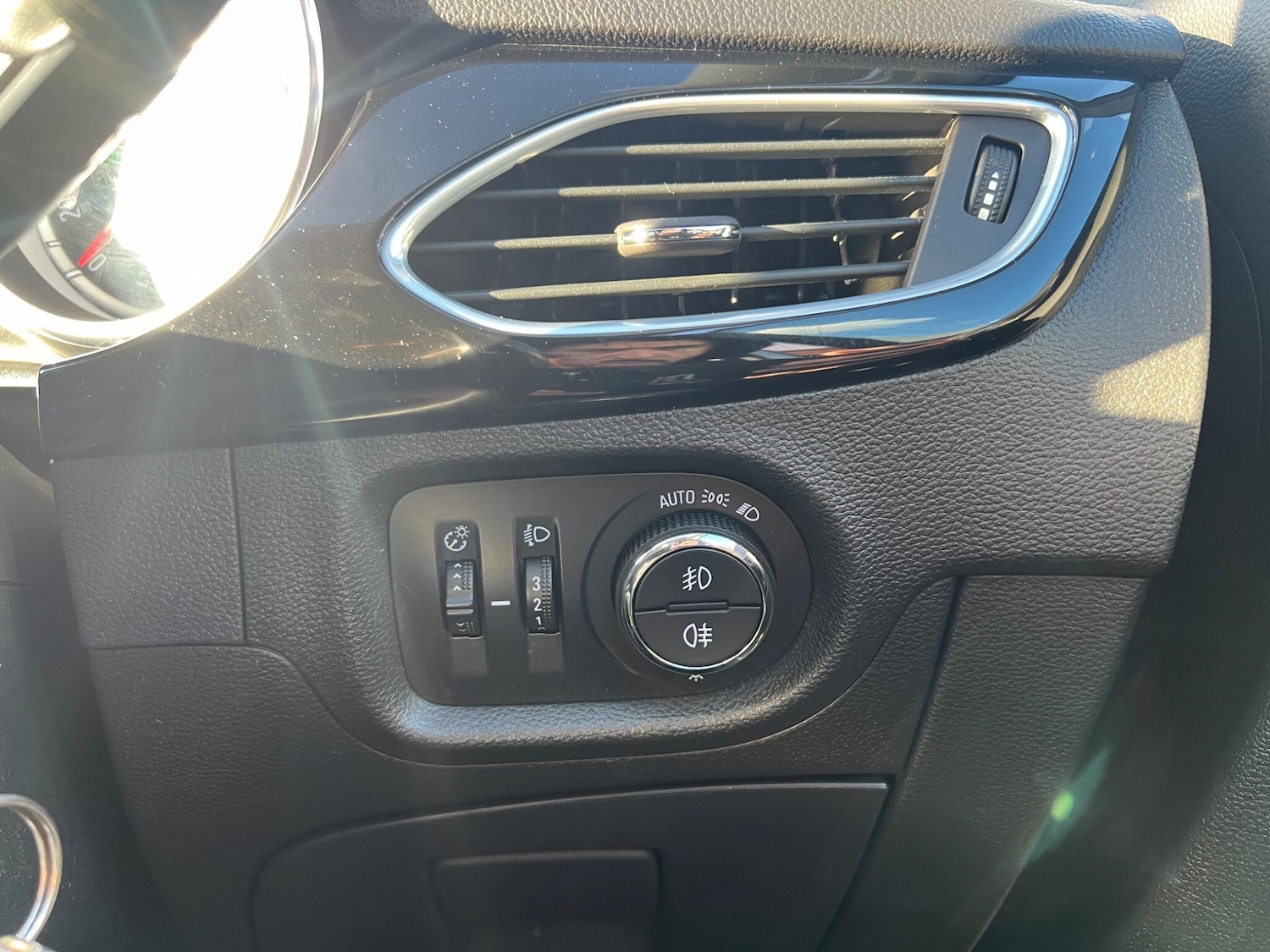 Used Vauxhall Astra 2018 for sale - 77710560: Photo 14