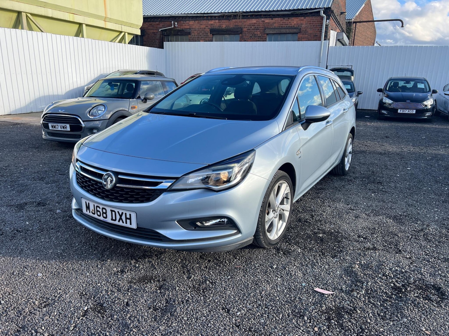 Used Vauxhall Astra 2018 for sale - 77710560: Photo 3
