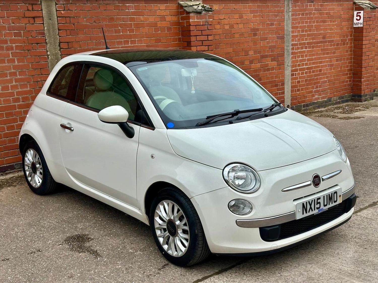 Used Fiat 500 2015 for sale - 78219604: Photo 2