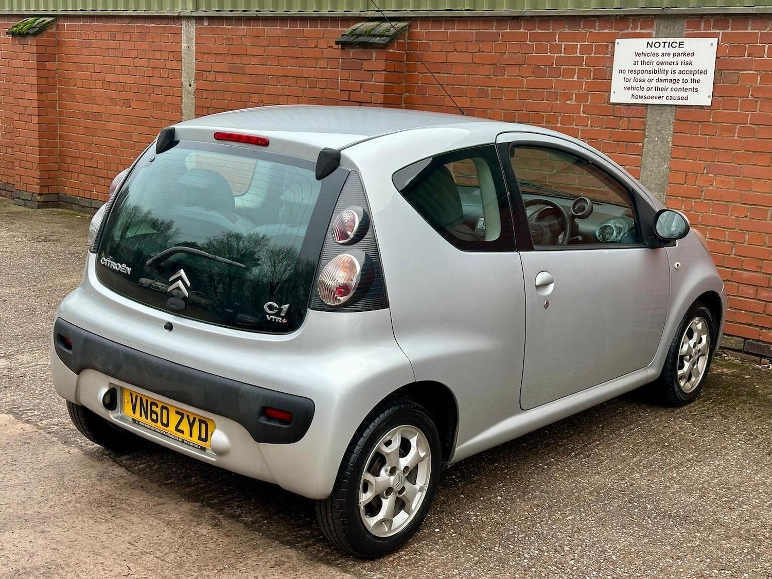 Used Citroen C1 2010 for sale - 77541611: Photo 23