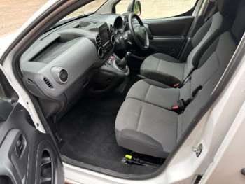Used Peugeot Partner 2018 for sale - 74677967: Photo