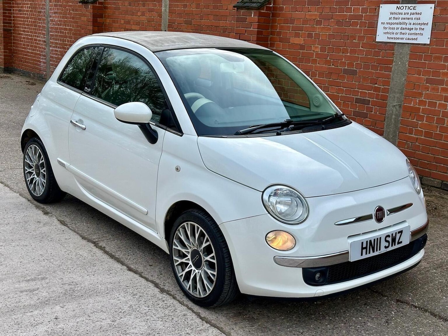 Used Fiat 500 2011 for sale - 77888458: Photo 11