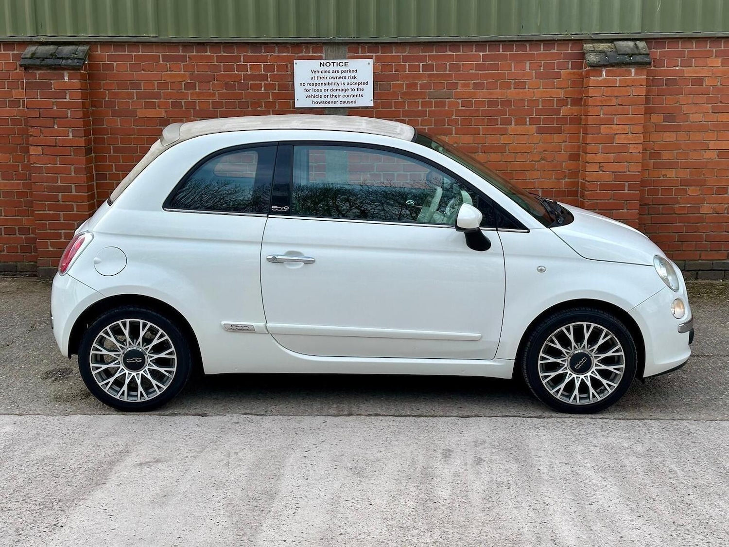 Used Fiat 500 2011 for sale - 77888458: Photo 13