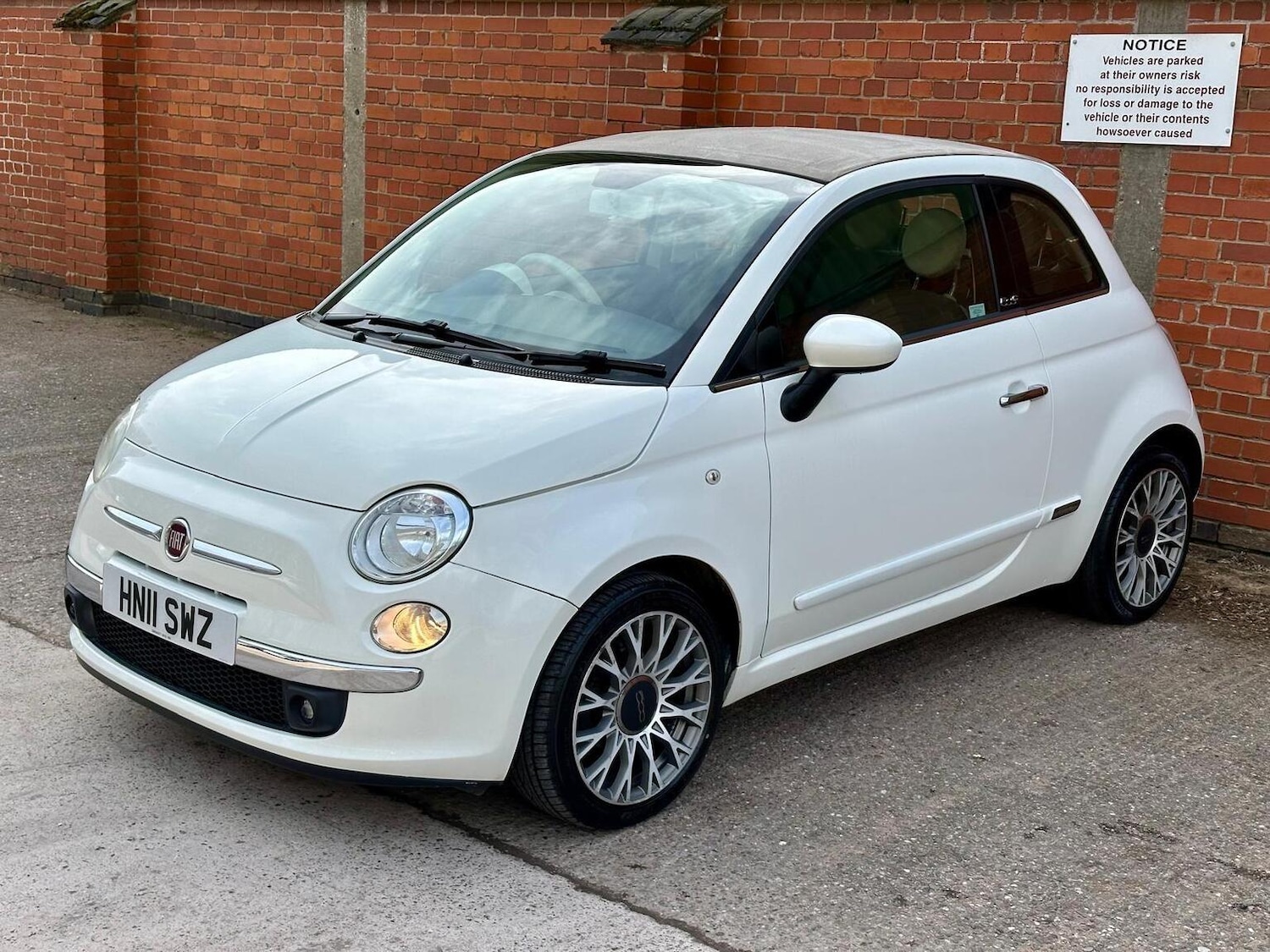 Used Fiat 500 2011 for sale - 77888458: Photo 18