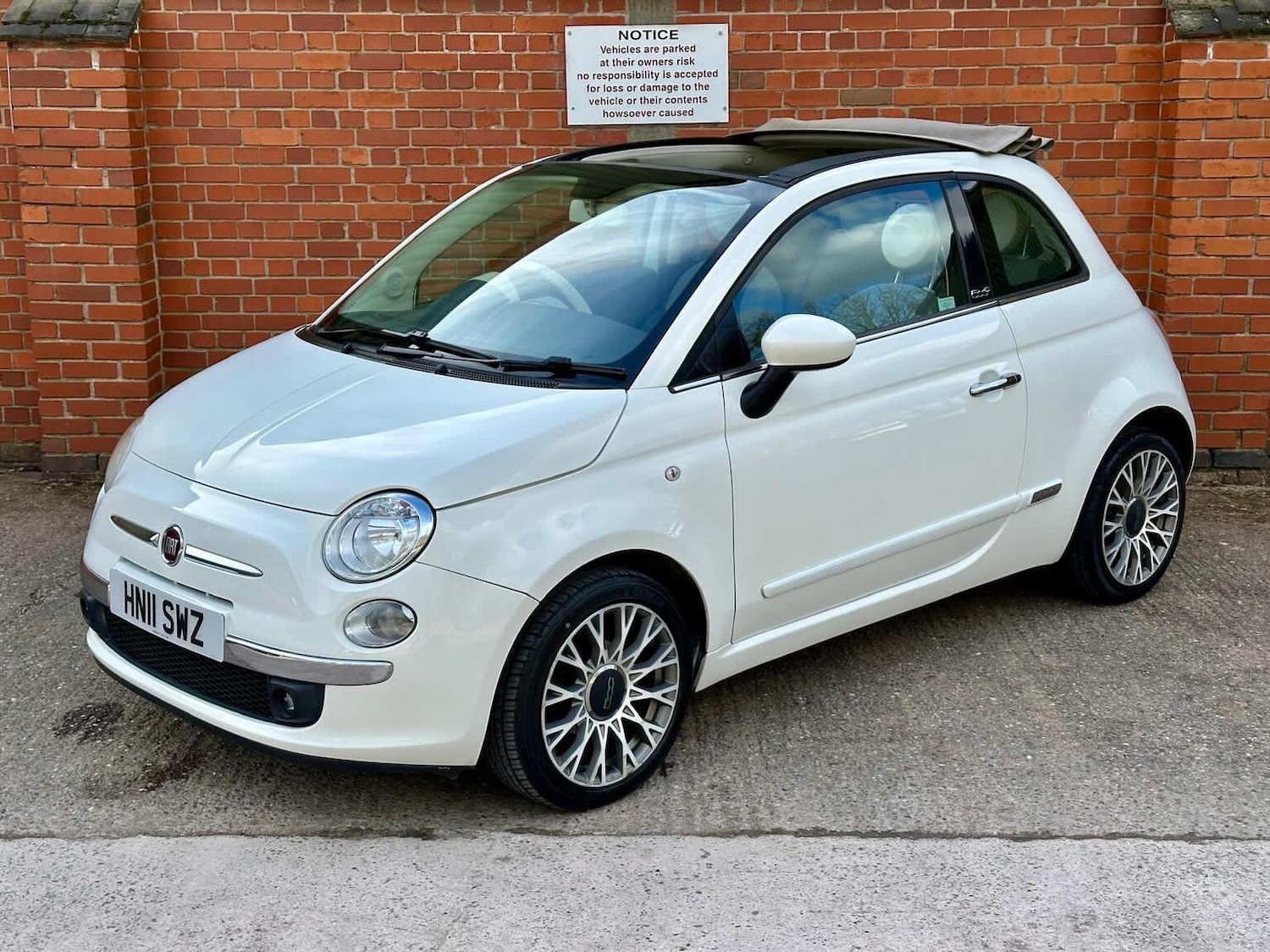 Used Fiat 500 2011 for sale - 77888458: Photo 24
