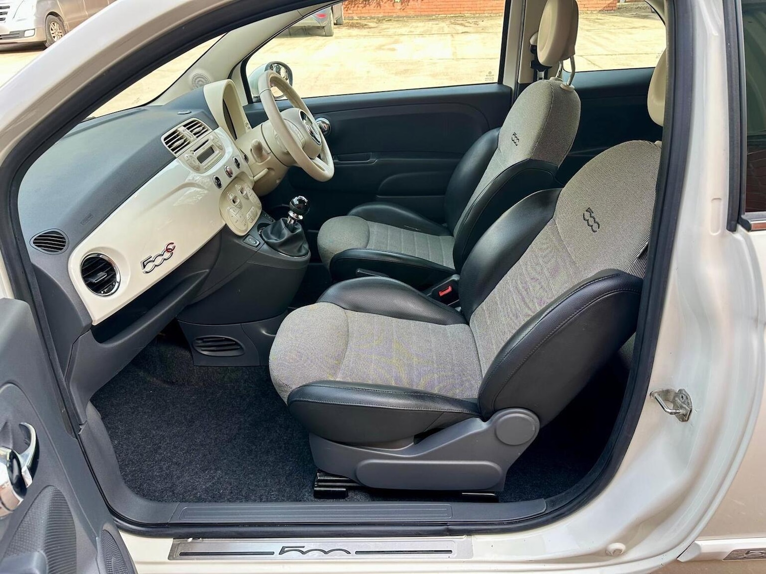 Used Fiat 500 2011 for sale - 77888458: Photo 6