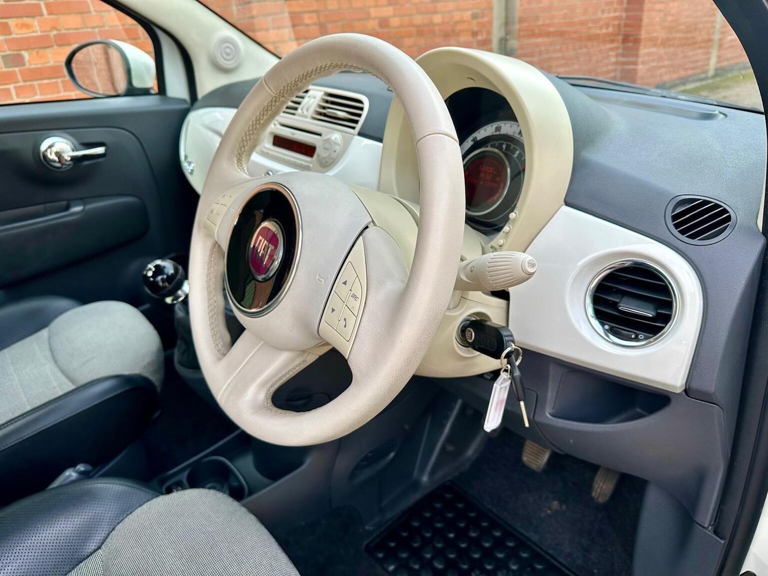 Used Fiat 500 2011 for sale - 77888458: Photo 8