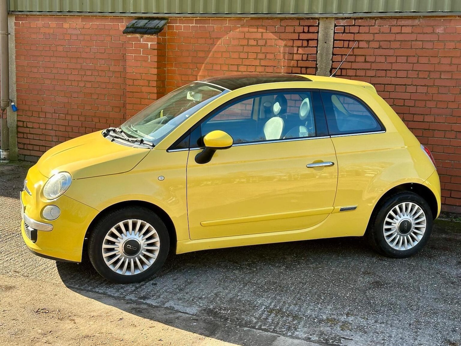 Used Fiat 500 2011 for sale - 77567464: Photo 16