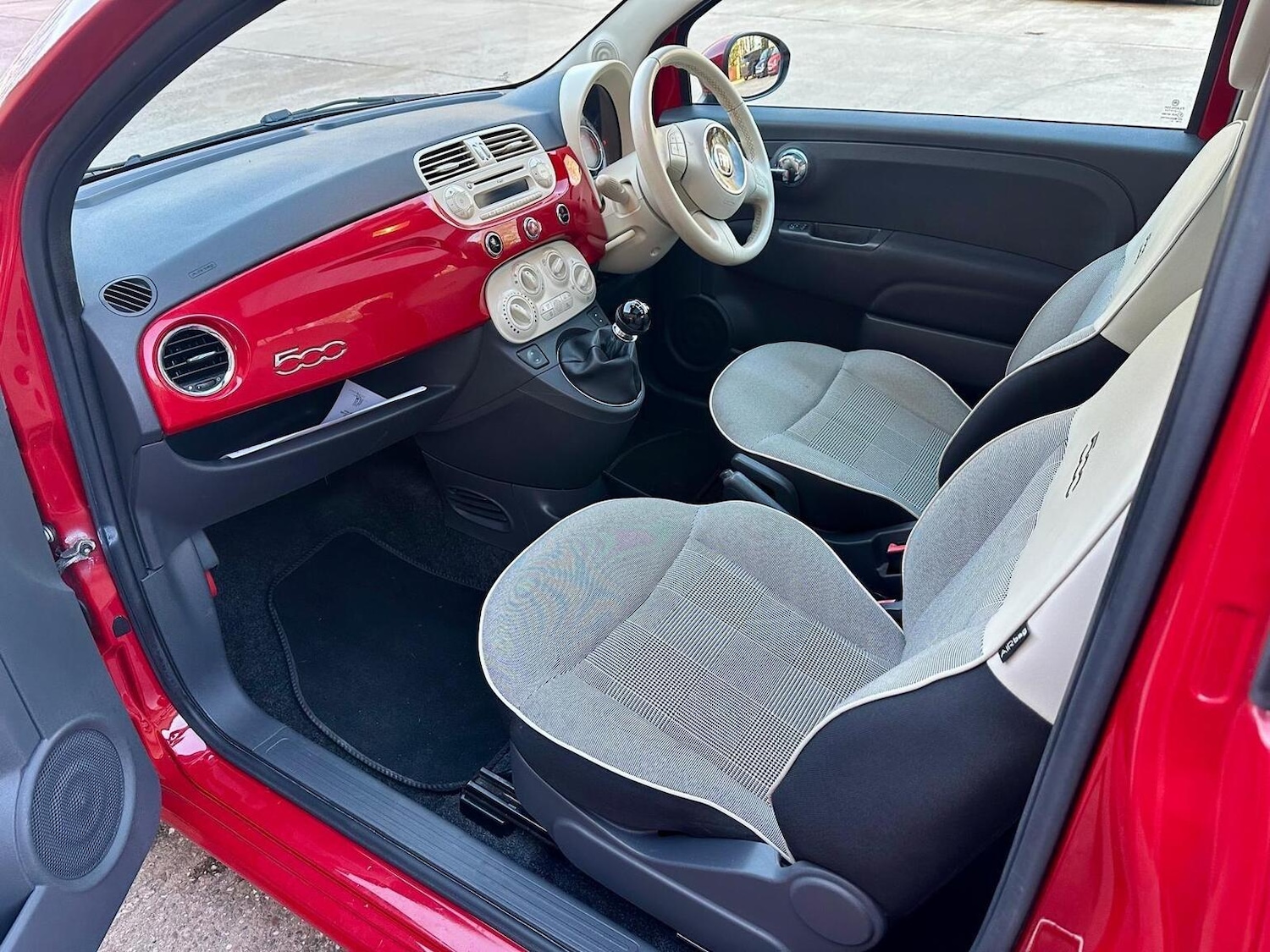 Used Fiat 500 2015 for sale - 77931253: Photo 5