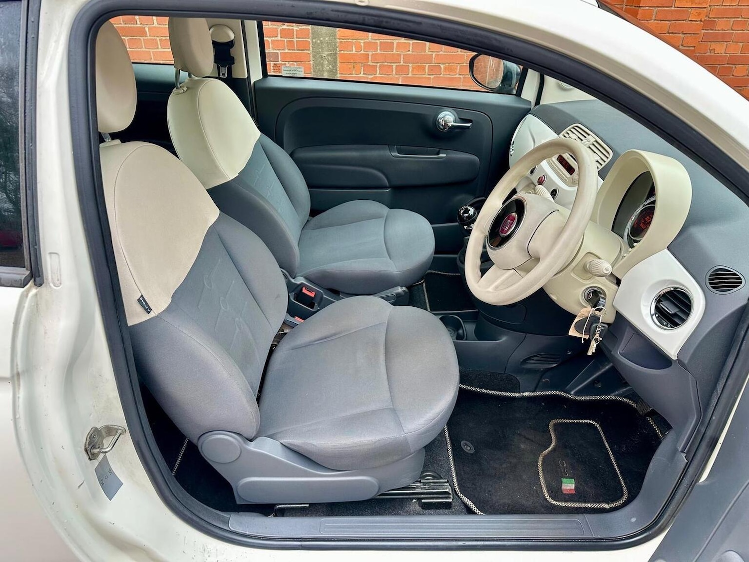 Used Fiat 500 2009 for sale - 77220501: Photo 4