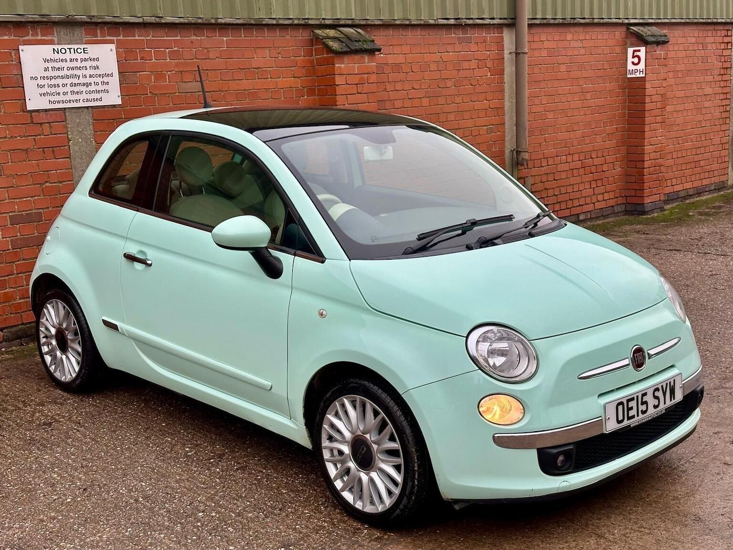 Used Fiat 500 2015 for sale - 77377781: Photo 2