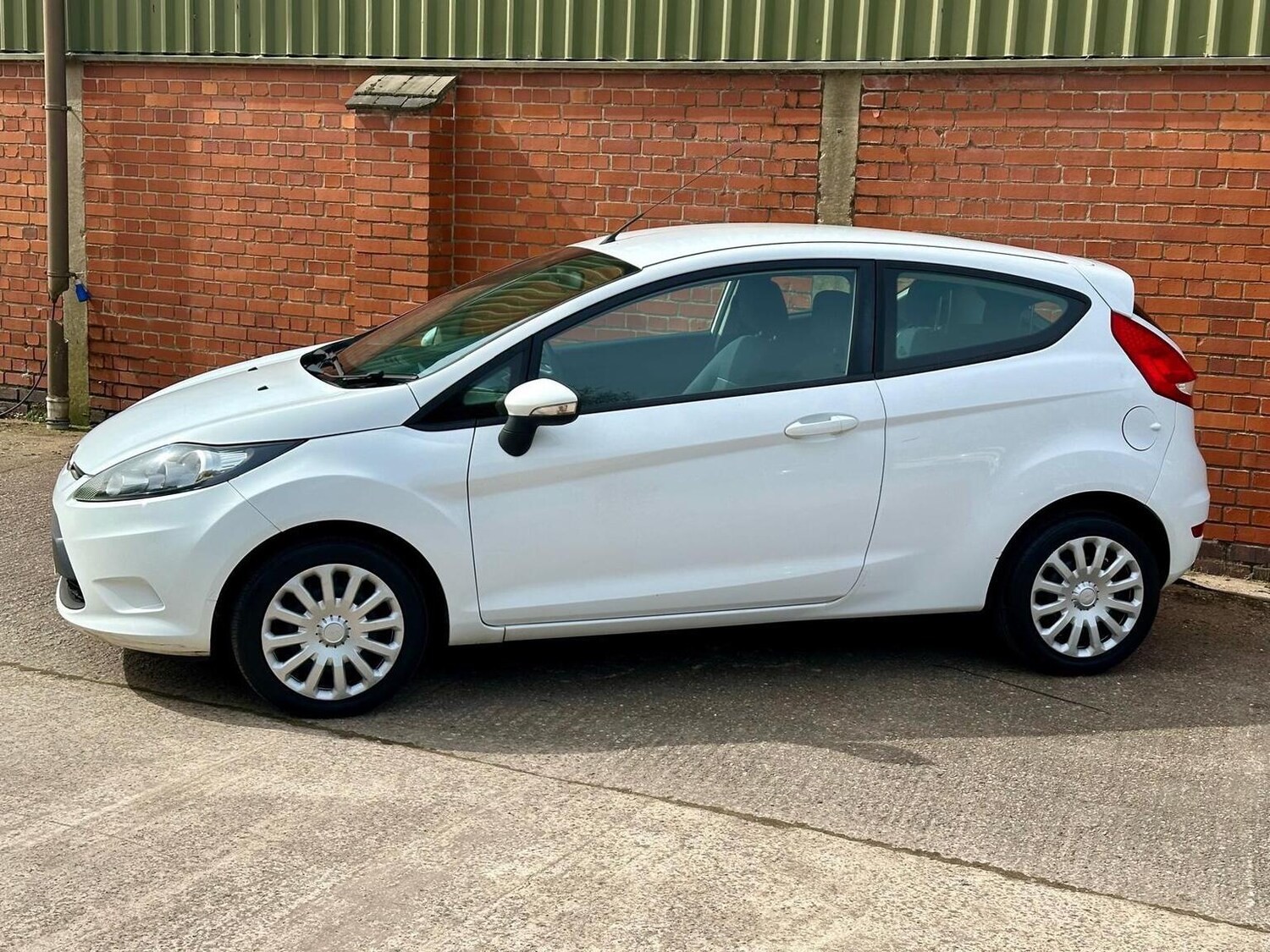 Used Ford Fiesta 2012 for sale - 78209977: Photo 15