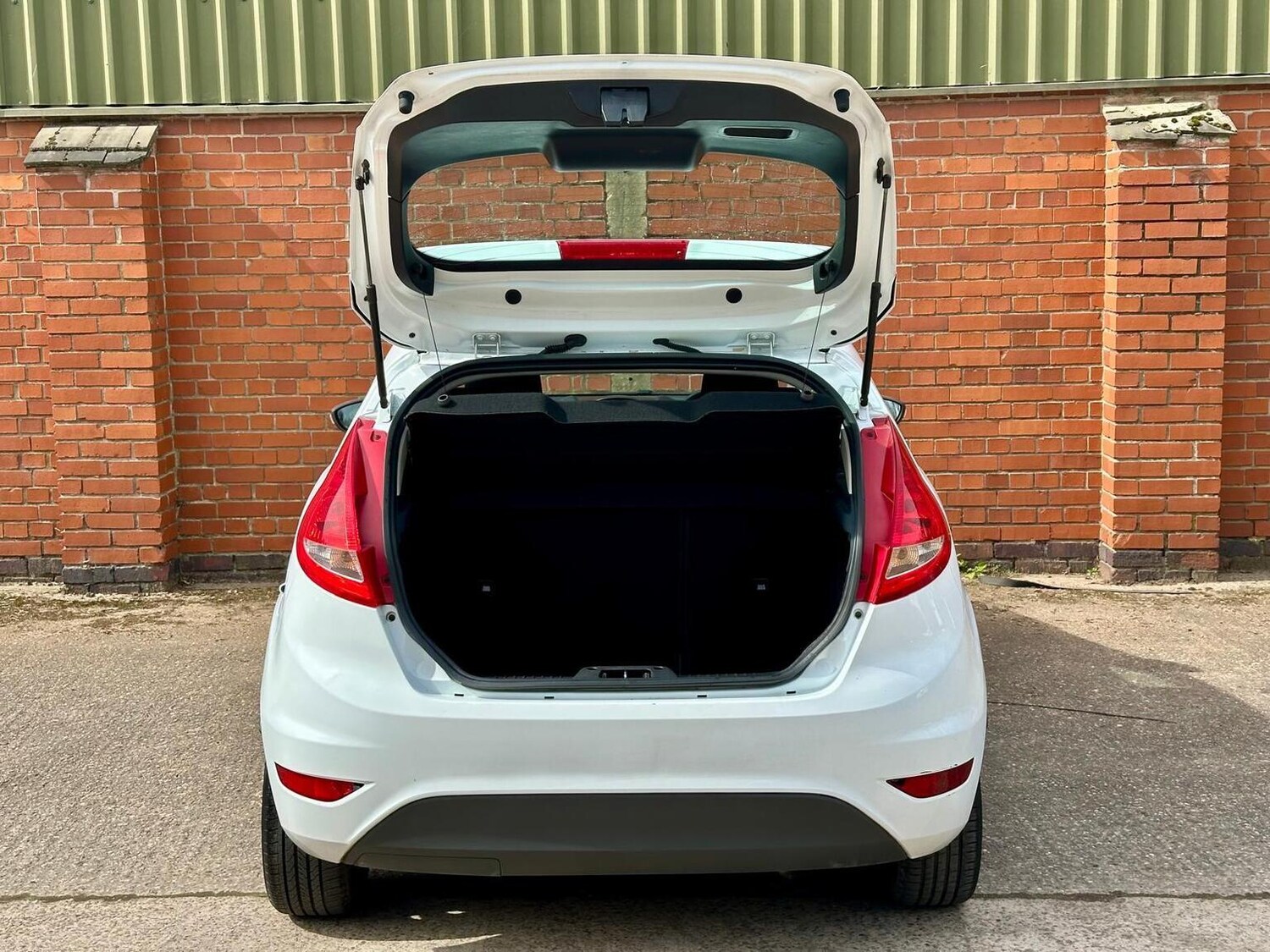 Used Ford Fiesta 2012 for sale - 78209977: Photo 17