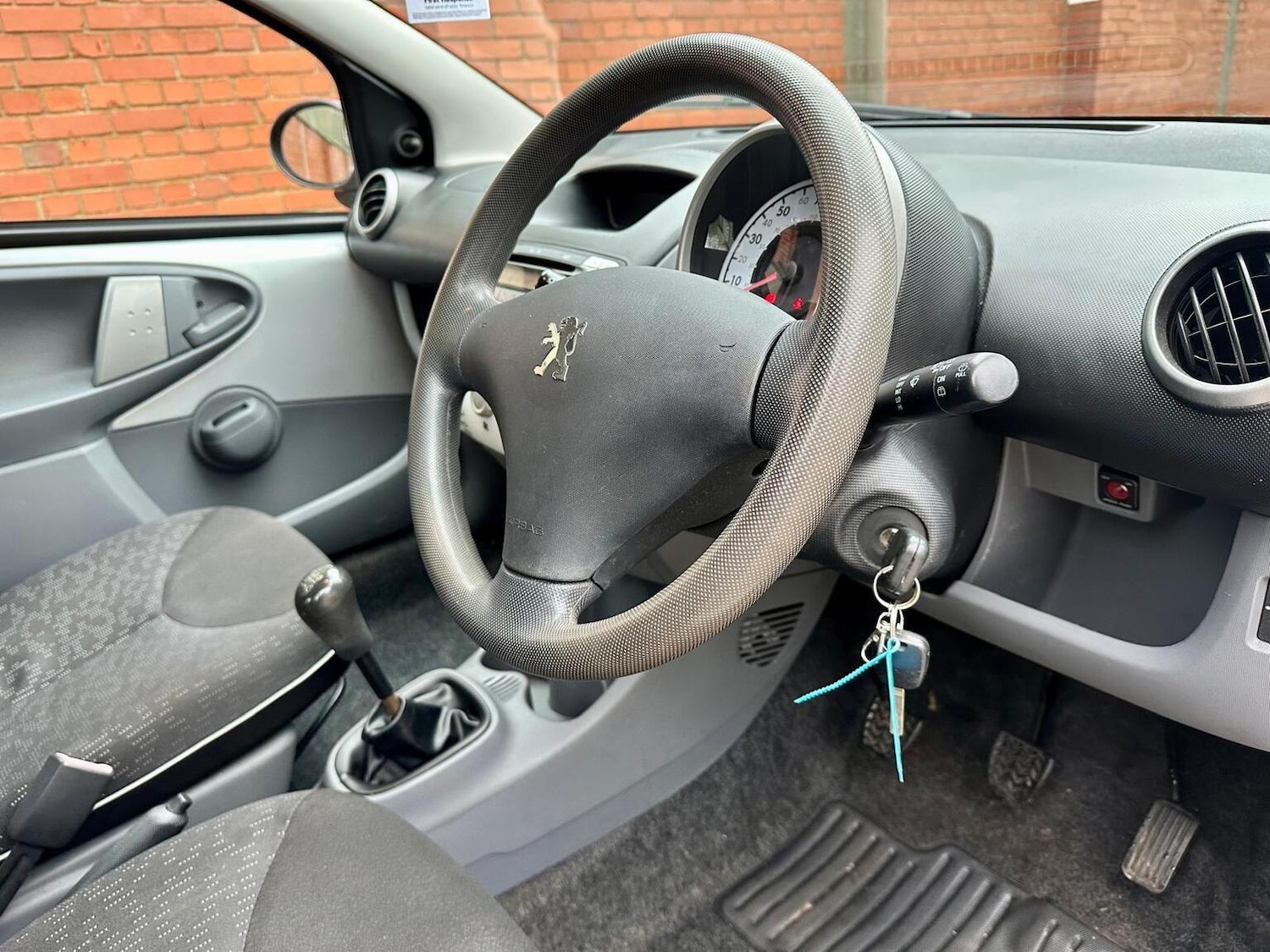 Used Peugeot 107 2009 for sale - 77391936: Photo 6