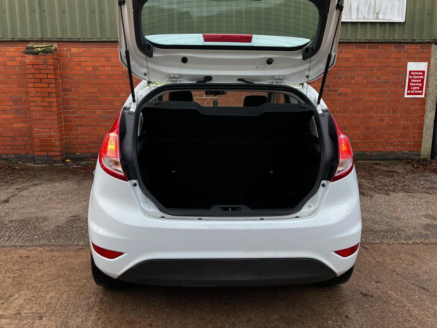 Used Ford Fiesta 2014 for sale - 76935369: Photo 19