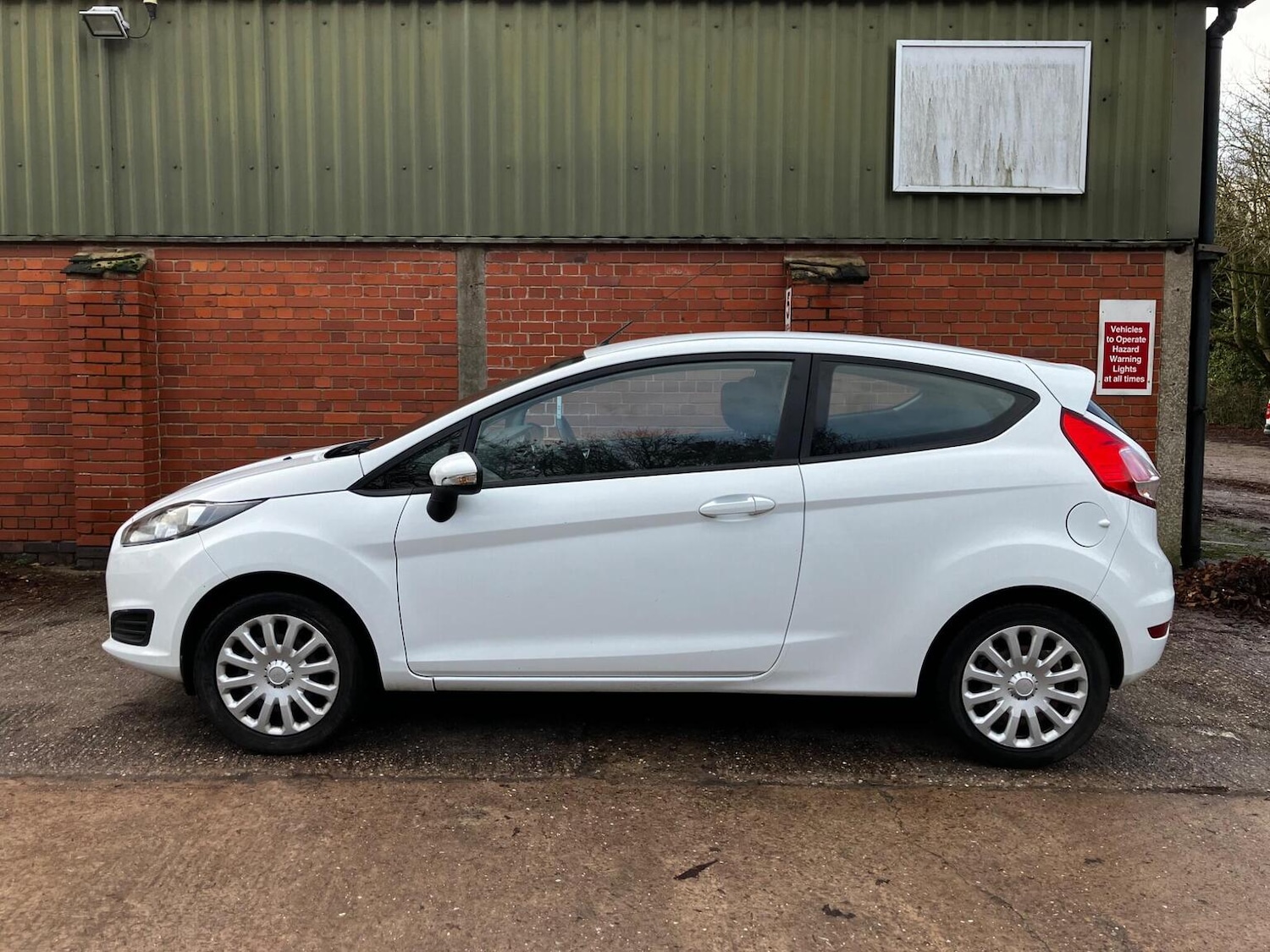 Used Ford Fiesta 2014 for sale - 76935369: Photo 20