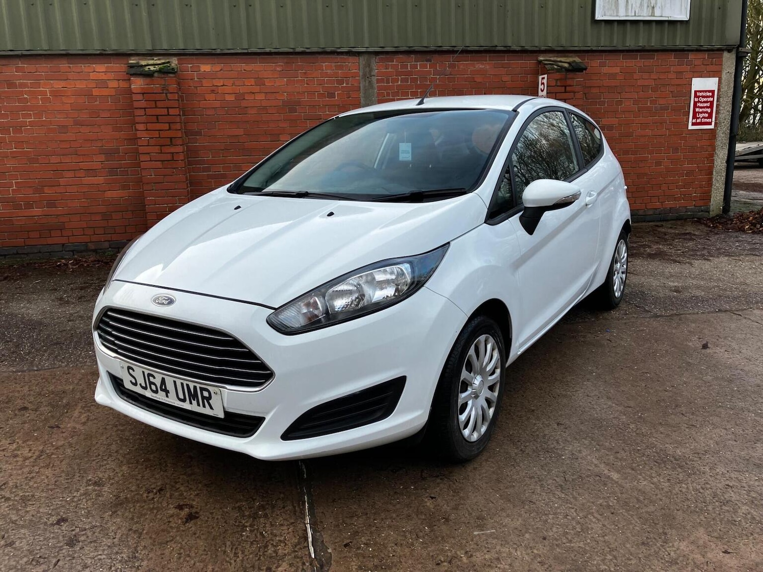 Used Ford Fiesta 2014 for sale - 76935369: Photo 27