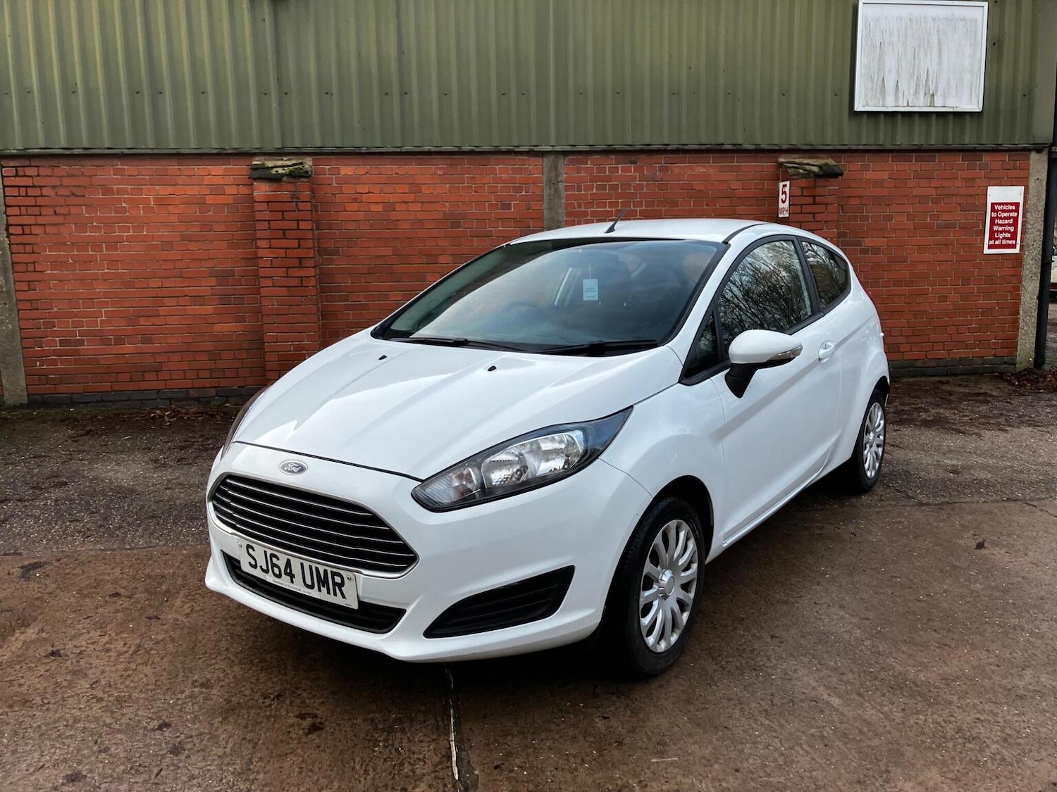Used Ford Fiesta 2014 for sale - 76935369: Photo 28