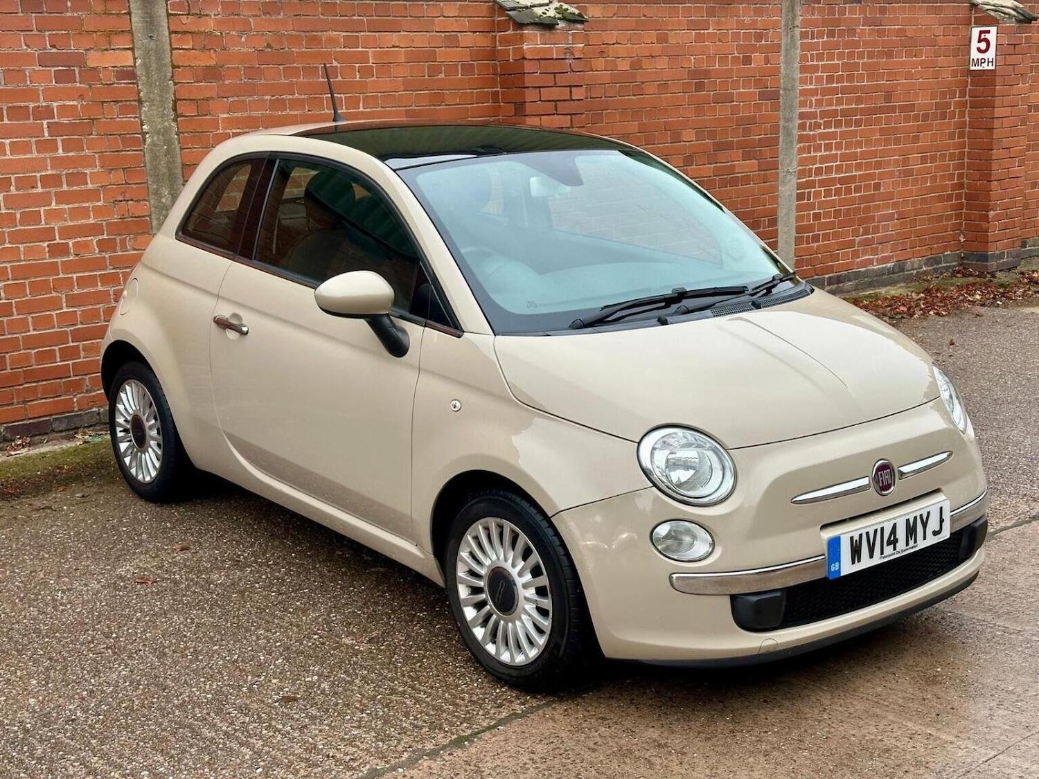 Used Fiat 500 2014 for sale - 76273329: Photo 2