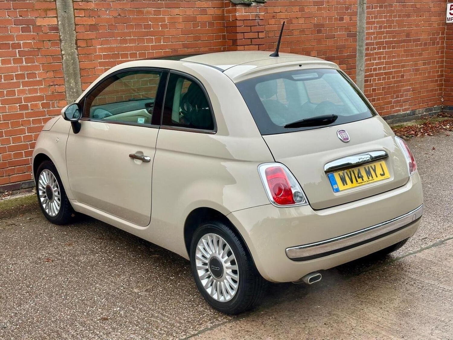 Used Fiat 500 2014 for sale - 76273329: Photo 23