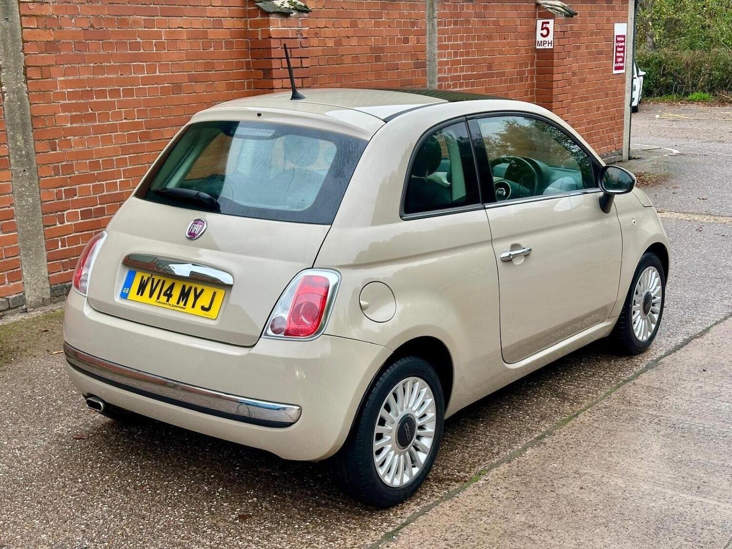Used Fiat 500 2014 for sale - 76273329: Photo 8