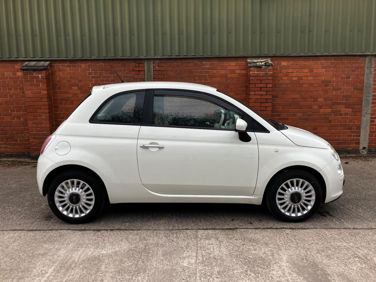 Used Fiat 500 2010 for sale - 78201978: Photo 9