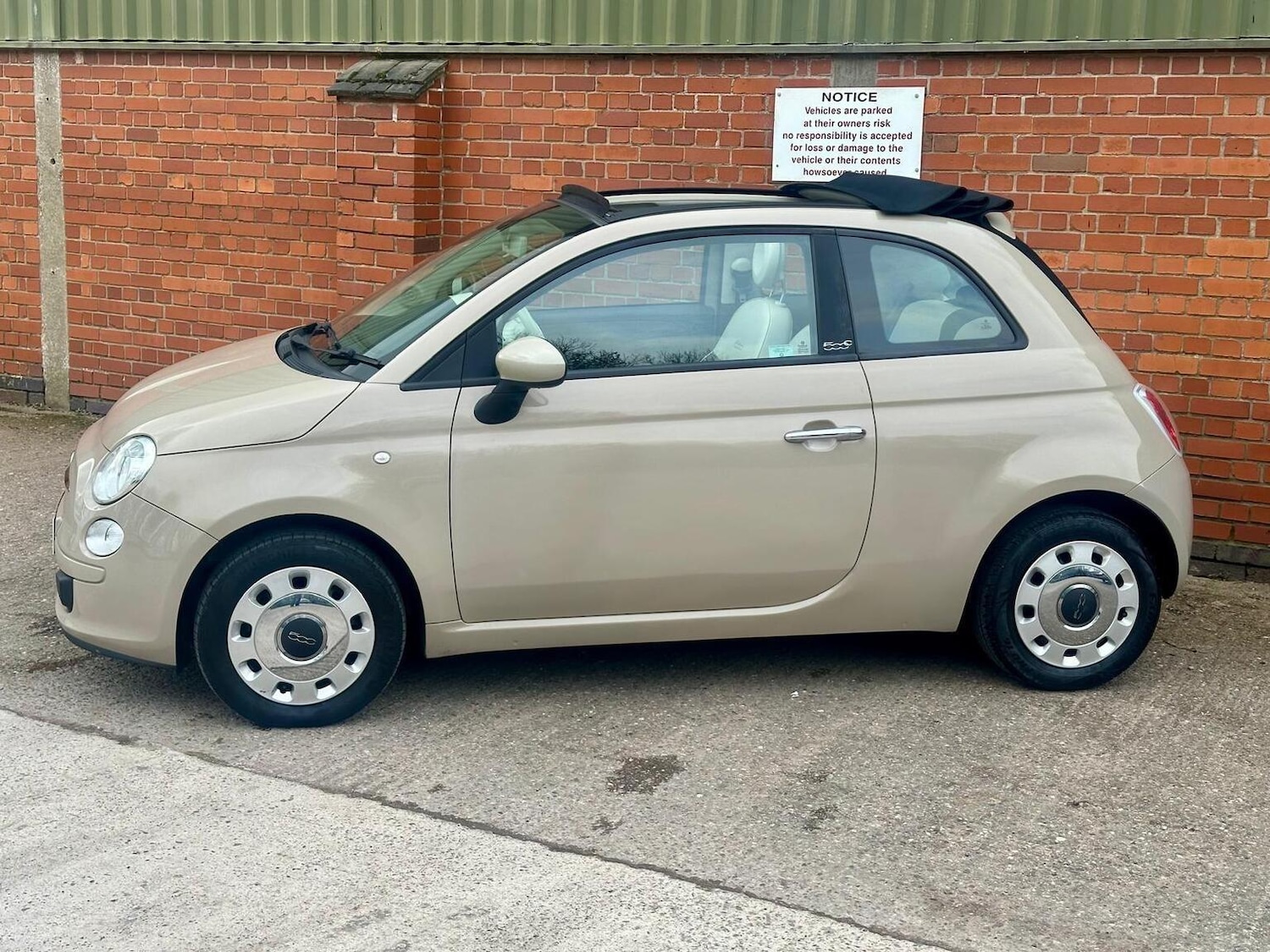 Used Fiat 500C 2013 for sale - 77888464: Photo 22