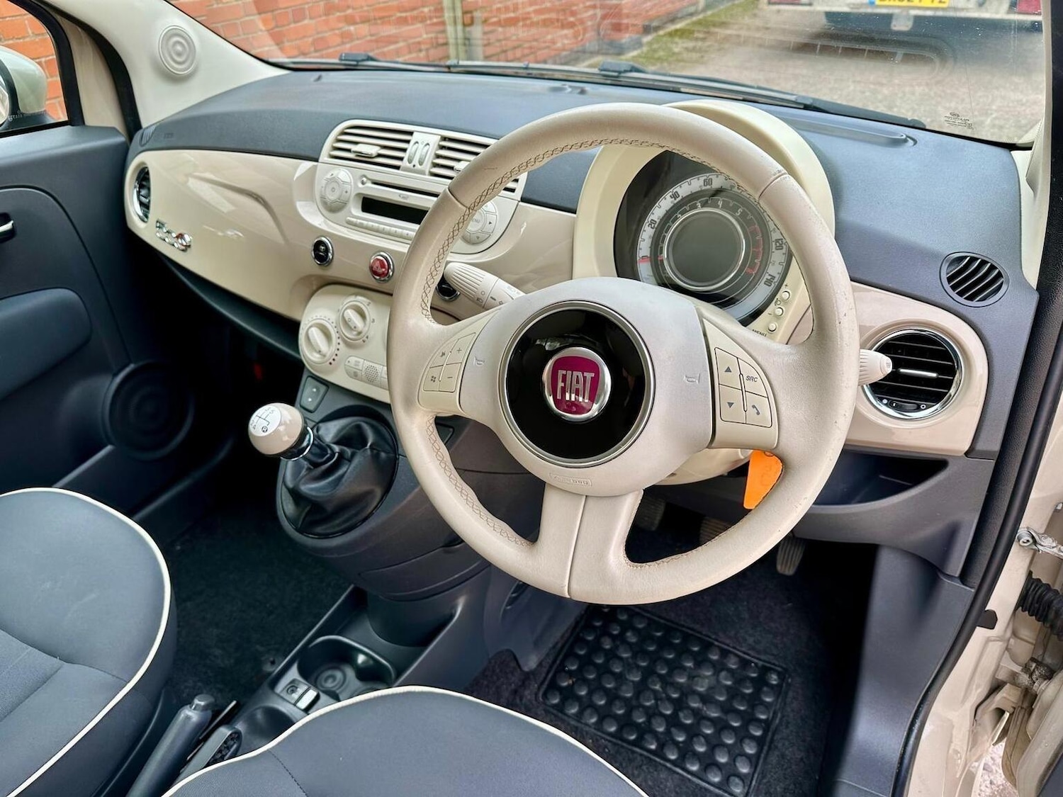 Used Fiat 500C 2013 for sale - 77888464: Photo 6